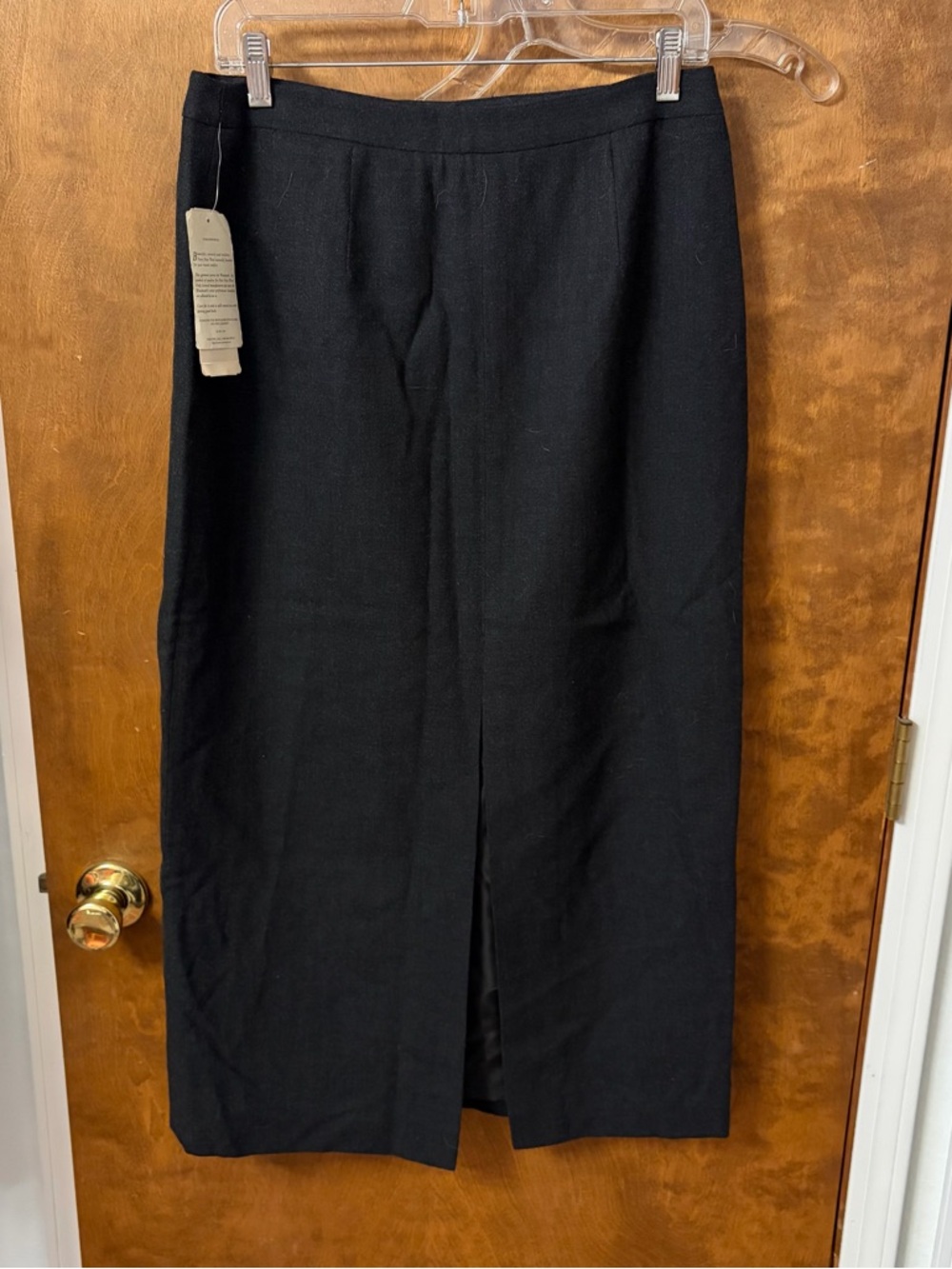 Vintage Women’s size 10 Jones New York Black Midi Skirt